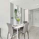 Charming And Modern With Mezzanine In Center By Renters * פוזנן