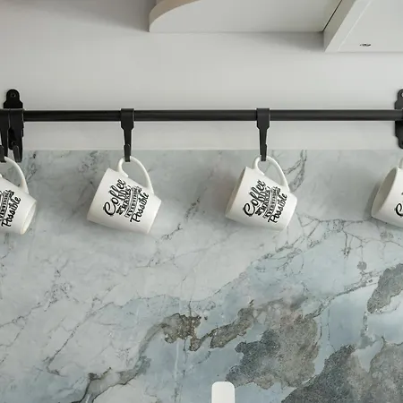 Charming And Modern With Mezzanine In Center By Renters Apartamento Poznań